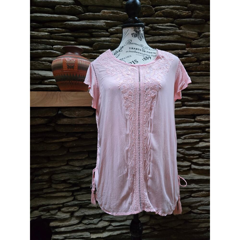 Size L Time and Tru Smocked Top